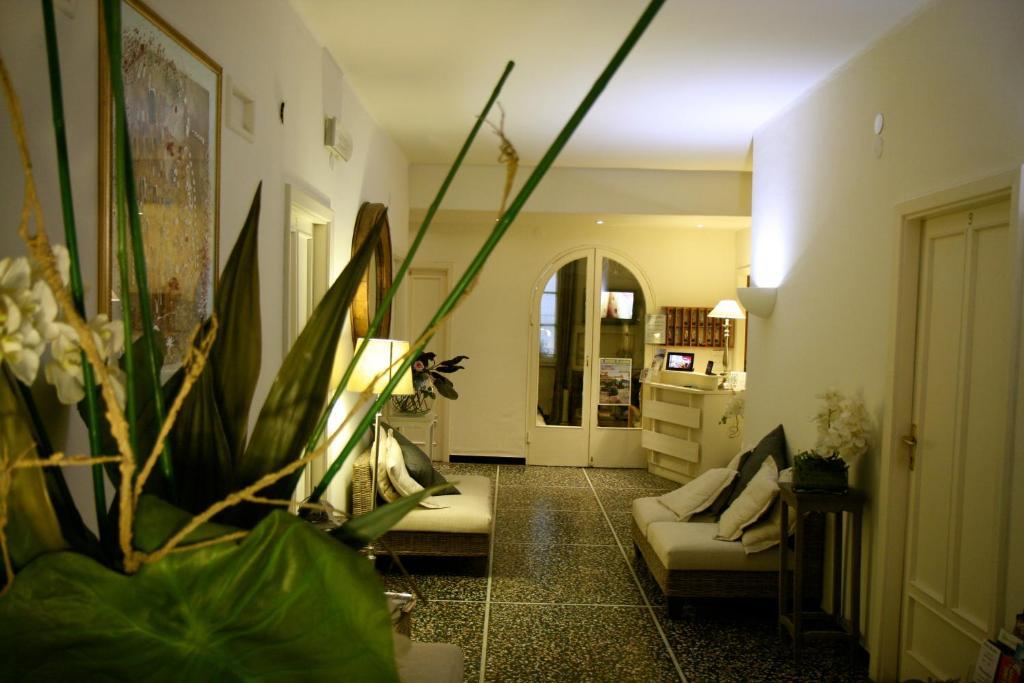 Hotel Gabbiano Alassio Eksteriør bilde